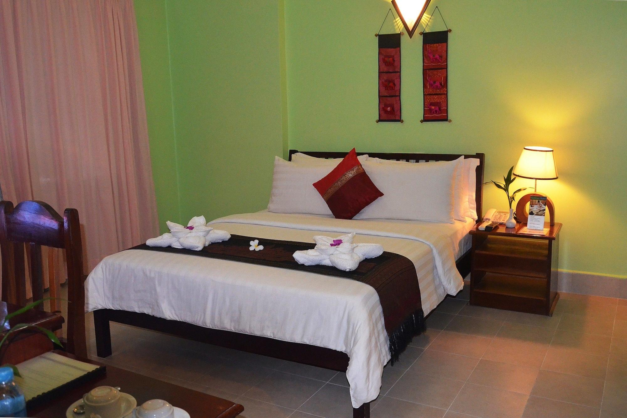 Parklane Hotel Siem Reap Exteriör bild