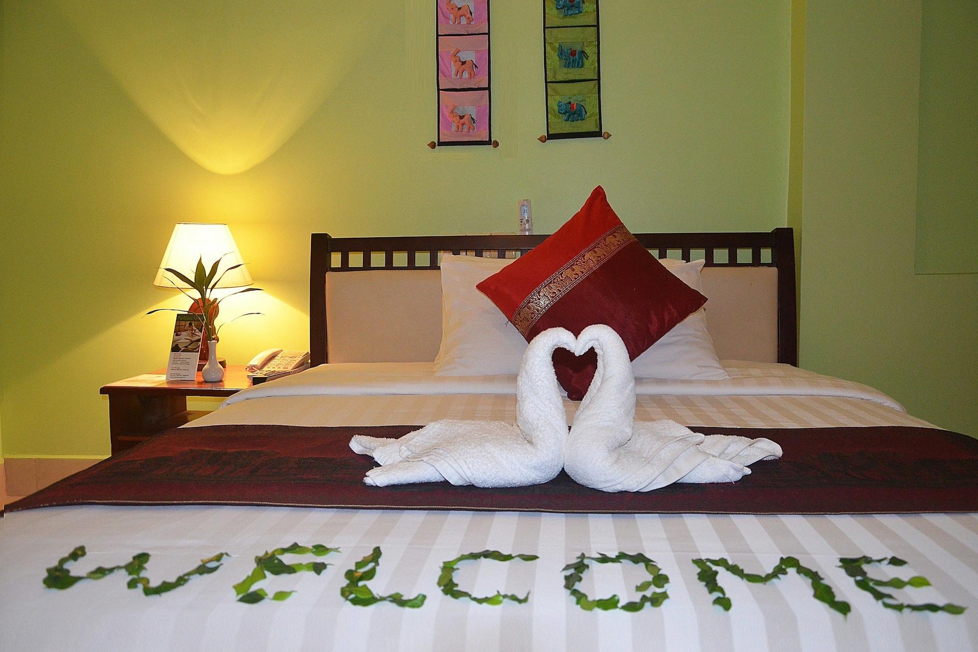 Parklane Hotel Siem Reap Exteriör bild