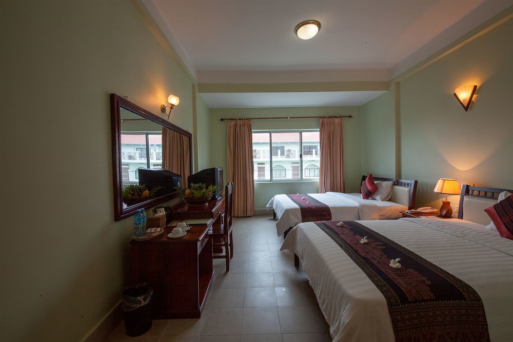 Parklane Hotel Siem Reap Exteriör bild