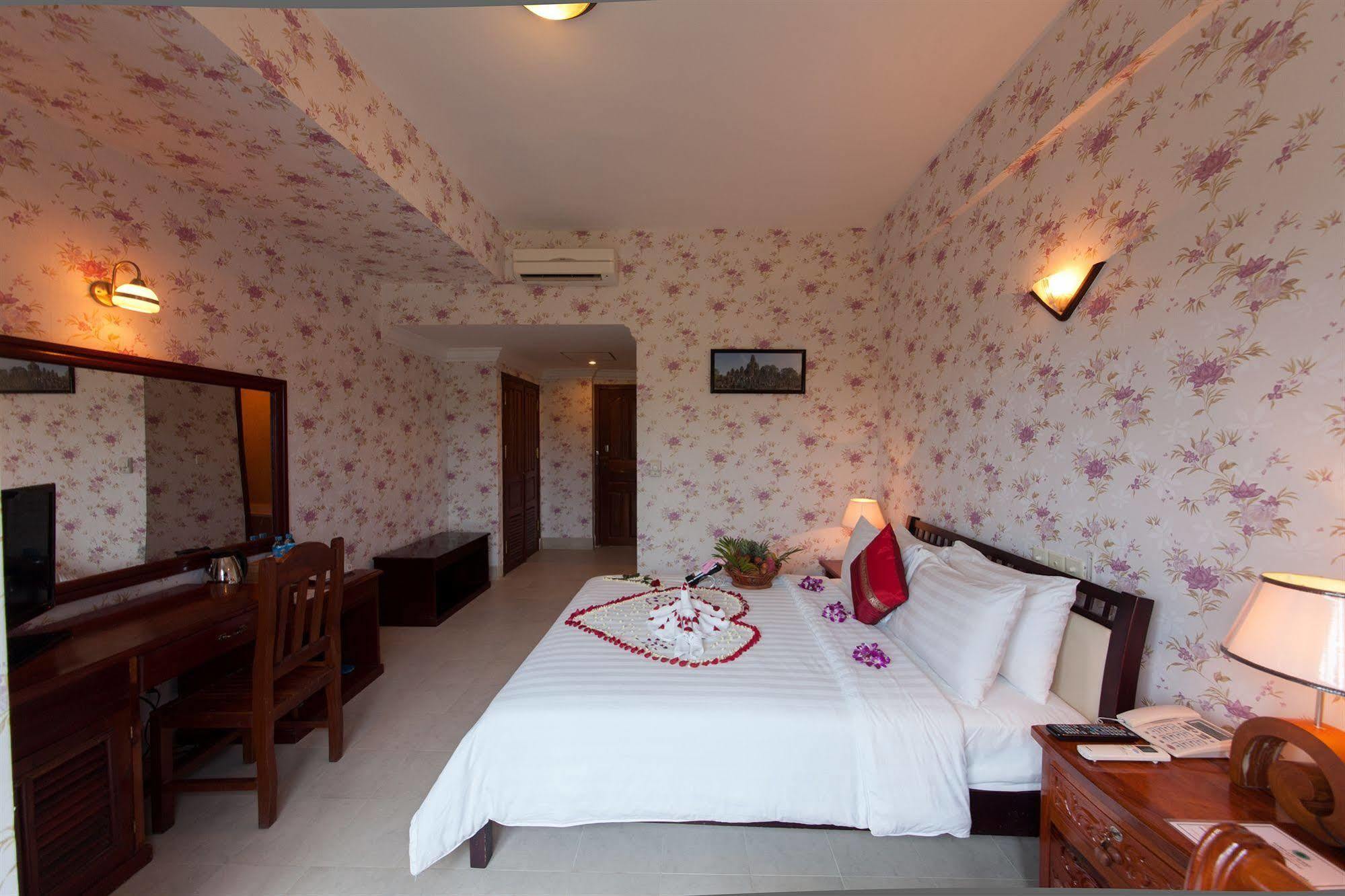 Parklane Hotel Siem Reap Exteriör bild